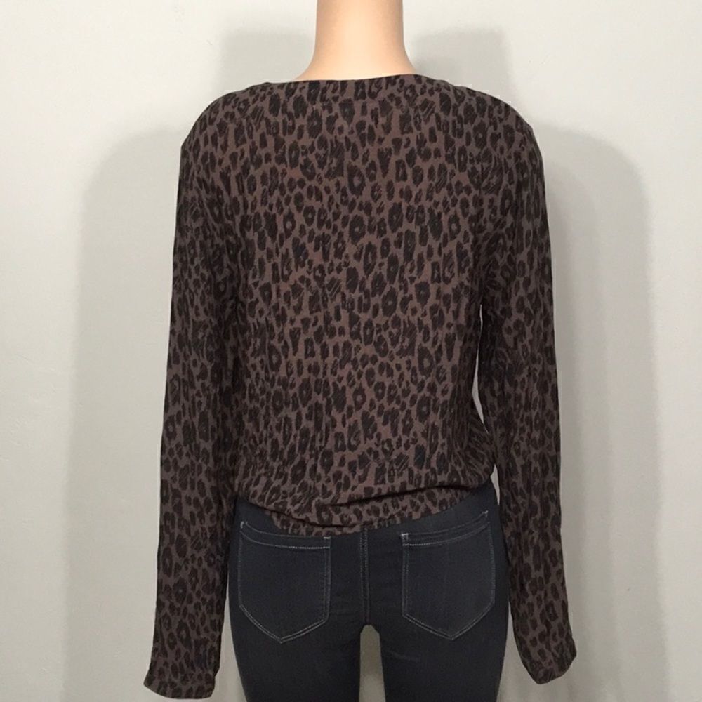 Cloth & stone leopard top. New - Picture 5 of 8